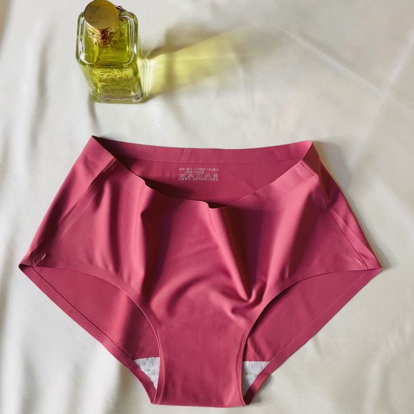Multicolor Seamless Panty – Soft, Smooth & Comfortable Fit