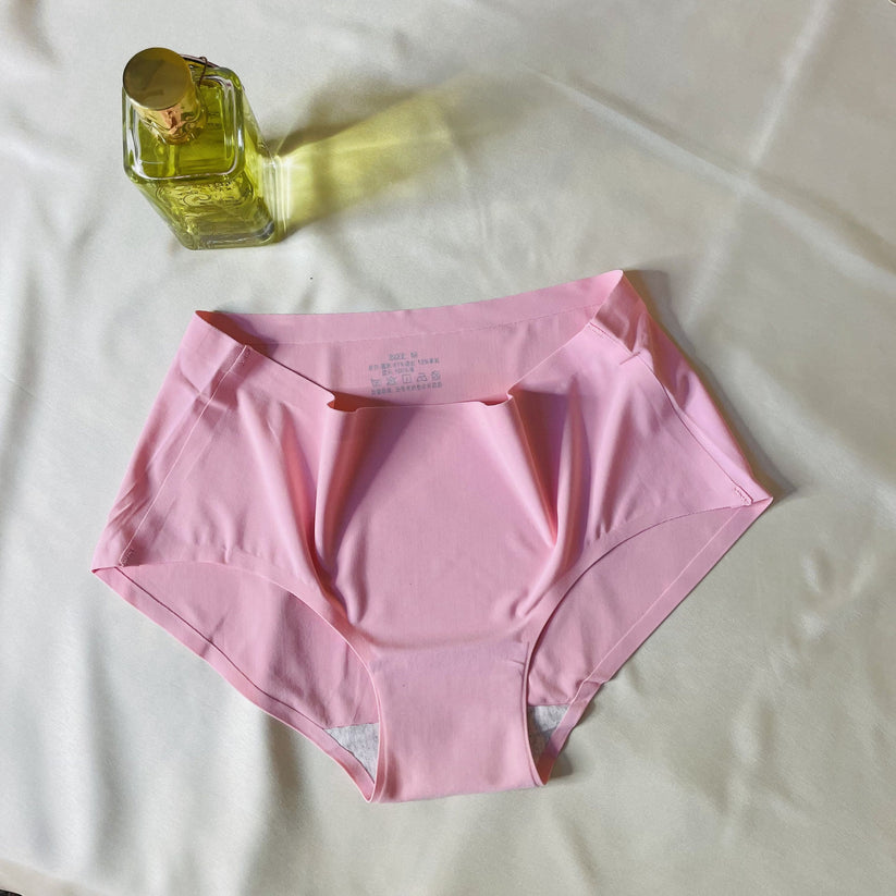 Multicolor Seamless Panty – Soft, Smooth & Comfortable Fit