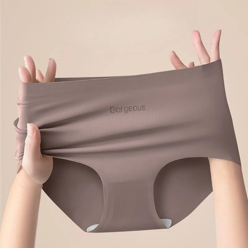 Multicolor Seamless Panty – Soft, Smooth & Comfortable Fit