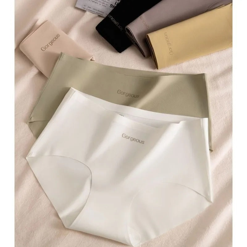 Multicolor Seamless Panty – Soft, Smooth & Comfortable Fit